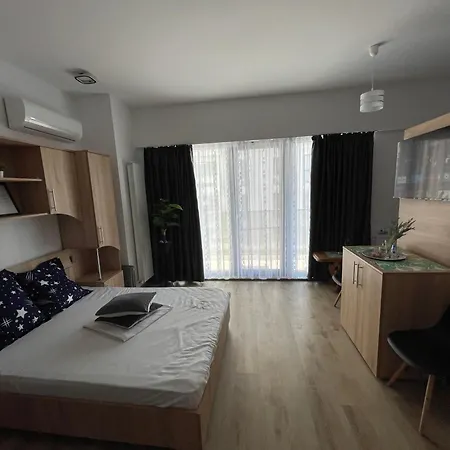 Summer G&g Apartment *